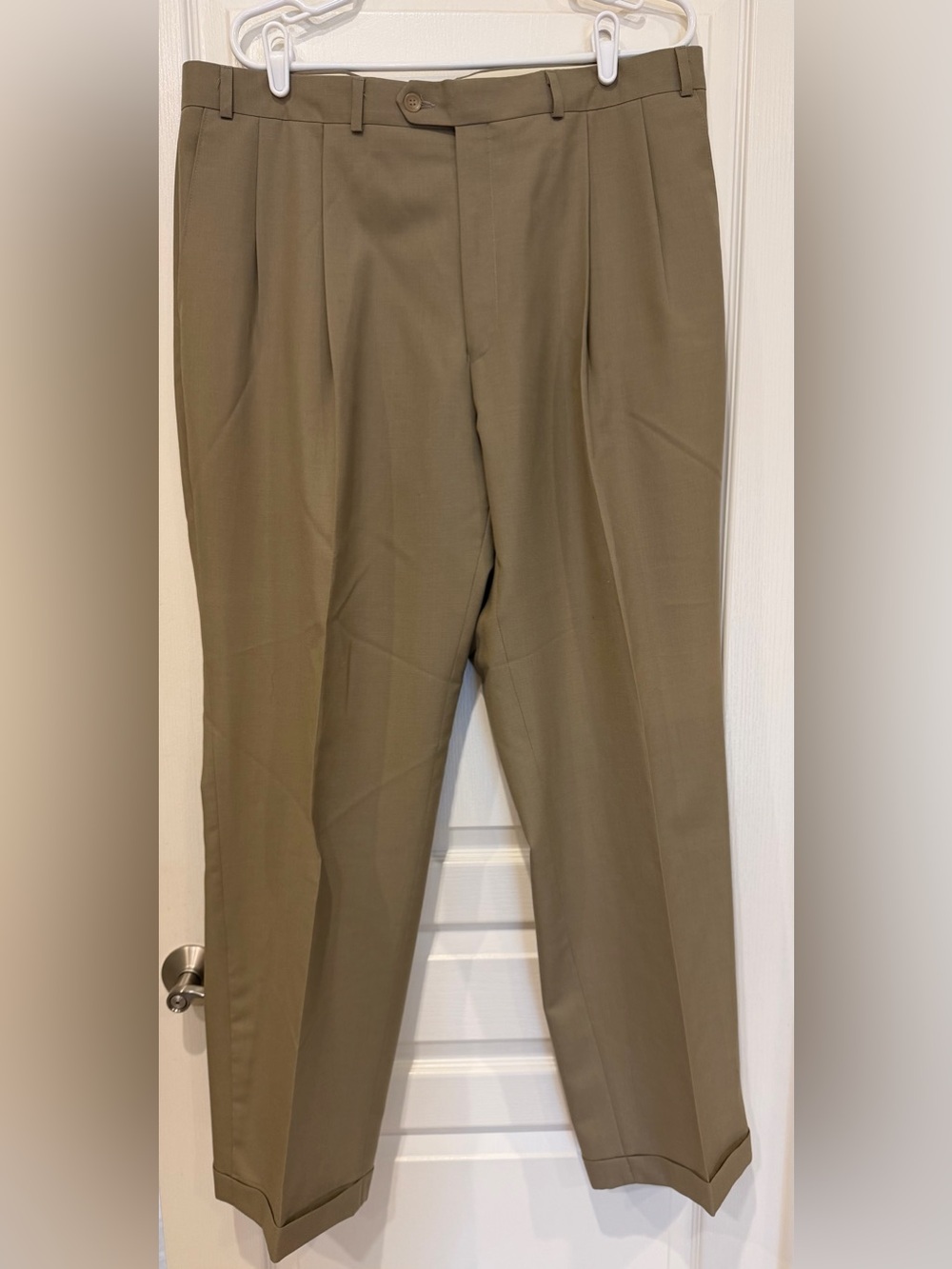 Men’s Ralph Lauren Tan/Olive Green Pleated Chino Pants
